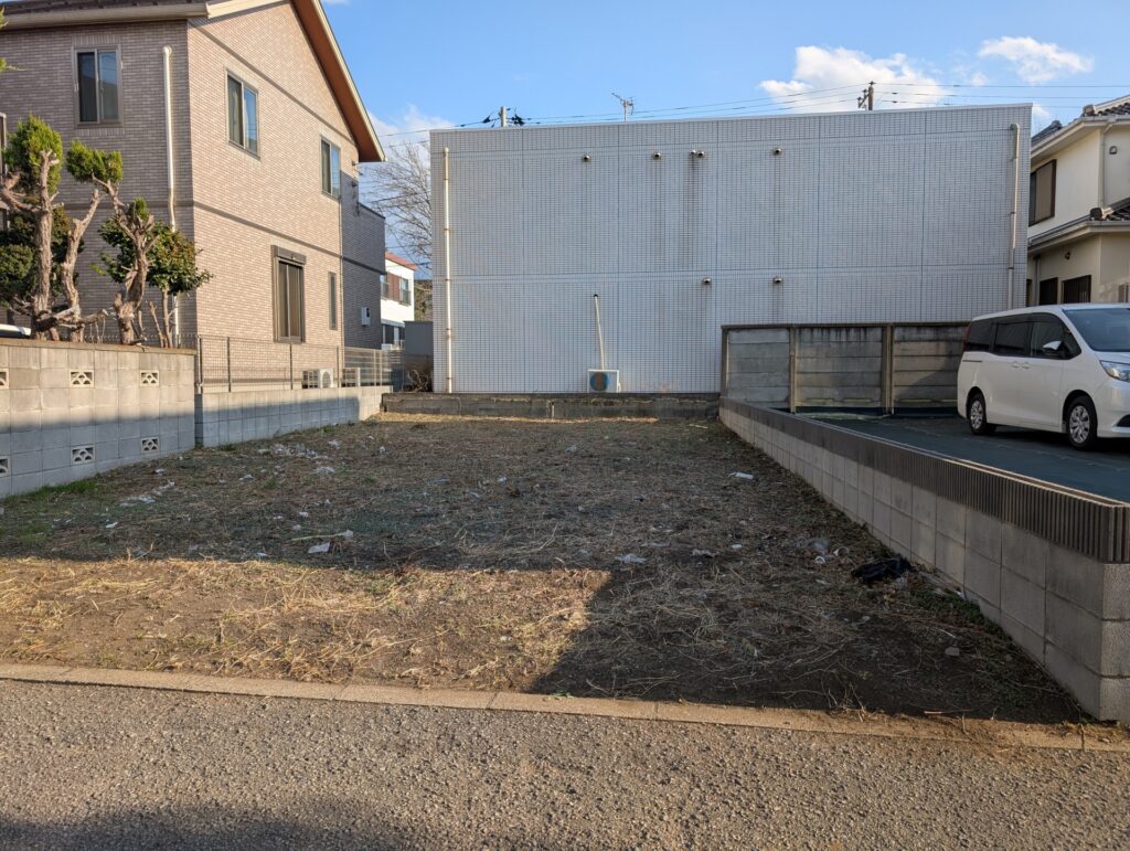 空き地活用の種類と選び方！放置リスクを解消して収益化する手順